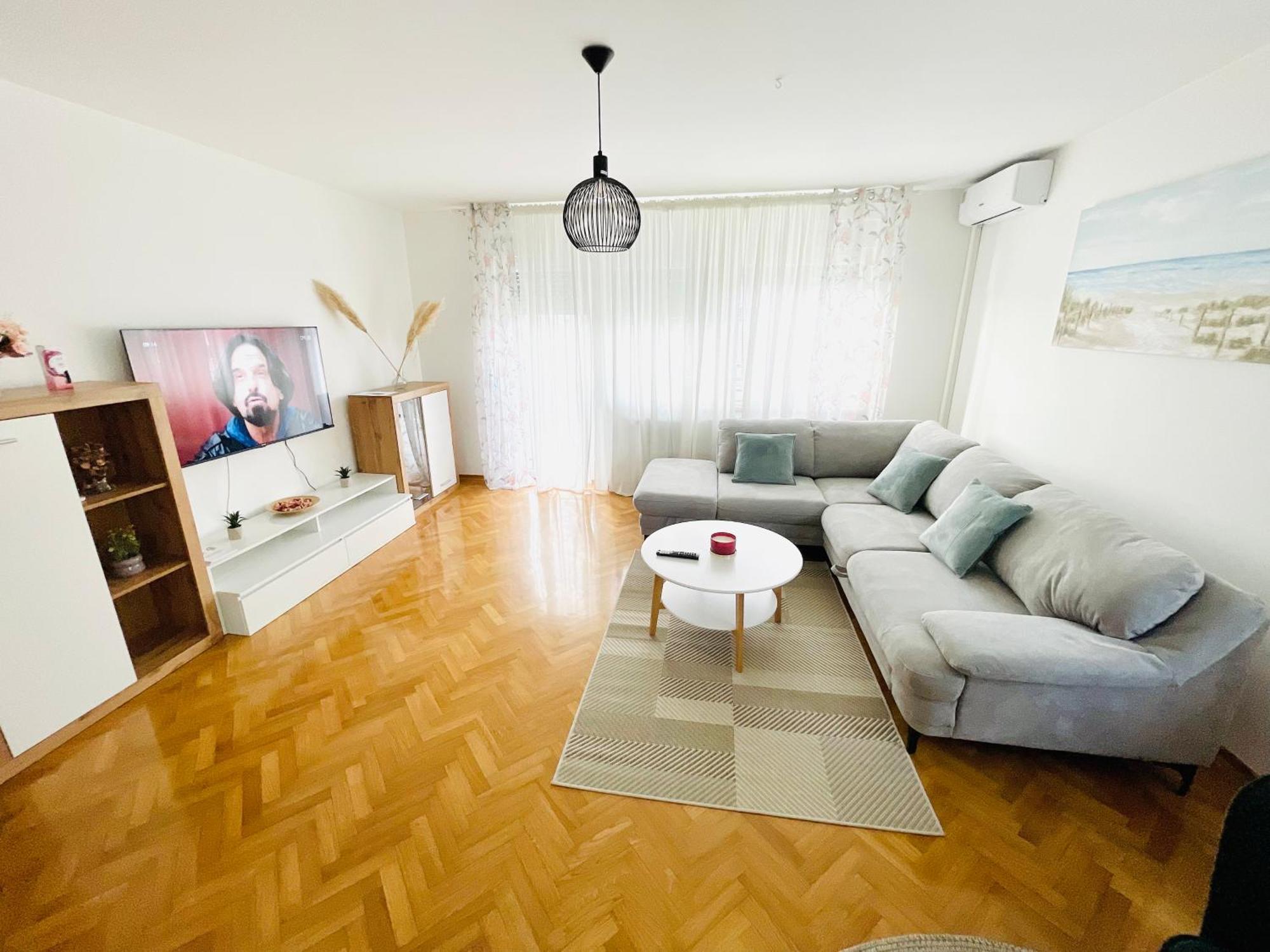 Apartman Bago Deluxe Near Zagreb Airport Velika Gorica Bagian luar foto